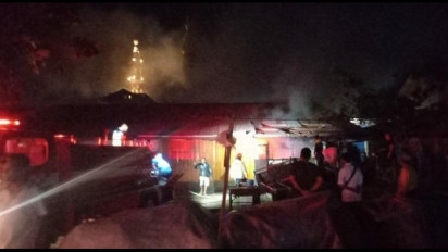Diduga Gas Elpiji Warung Kopi Bocor, Delapan Bedak di Pasar Loak, Singosari, Malang, Terbakar