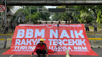 Merah, Biru & Kuning Dominasi Unjuk Rasa Tolak BBM Naik