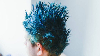 Hukum Mewarnai Rambut Menurut Syariat Islam, Simak Sebelum Memutuskan untuk Mengubah Warna Rambut