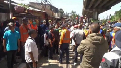 Penertiban Kios dan Rumah di Lahan PT KAI Berlangsung Histeris