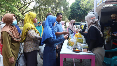 Tekan Inflasi Akibat Kenaikan BBM, Pemkot Malang Gencar Operasi Pasar Murah