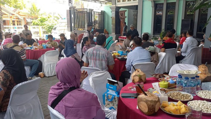 Wow! Saat Subsidi BBM Dikurangi, Pengusaha di Blora Ini Berikan Subsidi Makan Bayar Seiklasnya