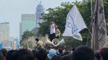 Perwakilan Istana Temui Massa Aksi Demo di Patung Kuda, Malah Disoraki: Banyak Narasi, Nggak Ada Aksi!