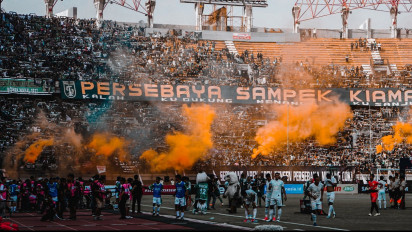 Viral! Bonek Ngamuk Usai Persebaya Dilalap RANS Nusantara, Papan Iklan sampai Bangku Pemain Porak-poranda