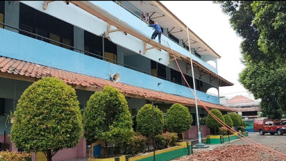 Atap SDN 03 Pagi Cempaka Putih Barat Ambruk, Kegiatan Belajar Dihentikan Sementara