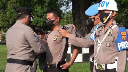 Polisi Tembak Polisi, Polda Lampung Gelar Upacara PTDH Kanit Propos Polsek Way Pengubuan