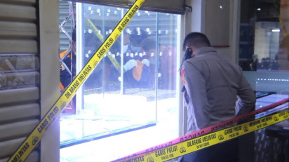 Perampokan Toko Emas di Tangsel Pakai Senjata Api, Polisi: Tak Ada Korban Jiwa