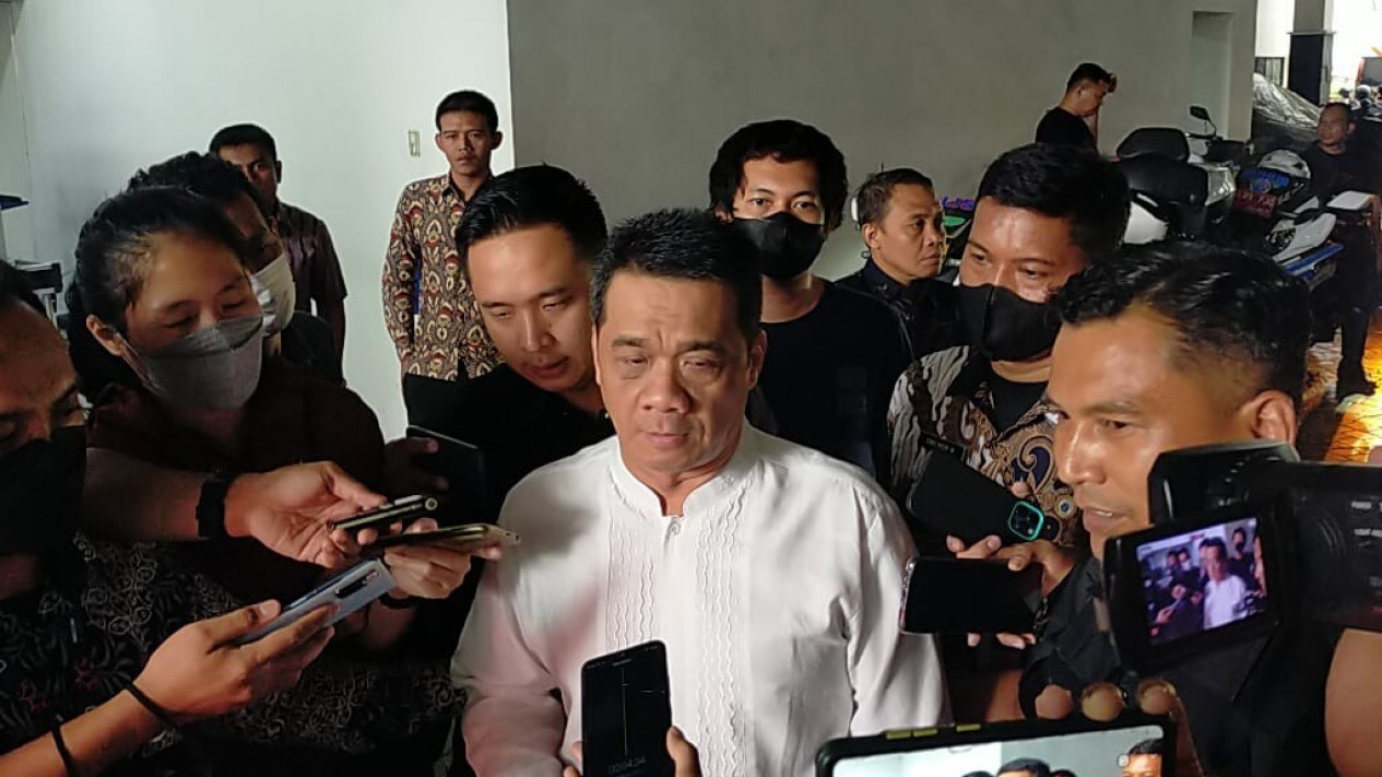 Ogah Dukung Anies Baswedan, Riza Patria Tegas Pilih Prabowo untuk Pilpres 2024
            - galeri foto