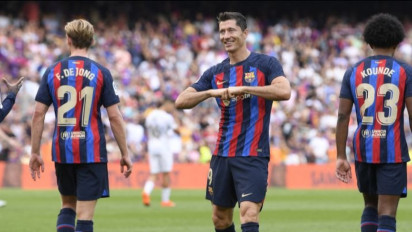 Barcelona Raih Kemenangan Mudah 3-0 Lawan Elche, Lewandowski Cetak Brace
