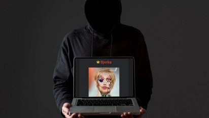 Pria Ini Berhasil Berkomunkasi dengan Hacker Bjorka dan Mendapat Uang 100 Dolar