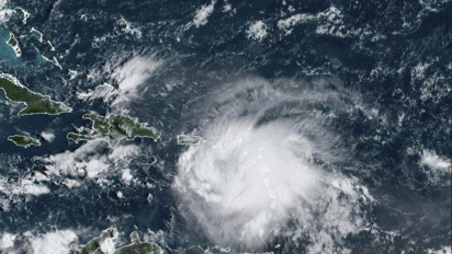 Puerto Rico Bersiap Hadapi Badai Tropis Fiona