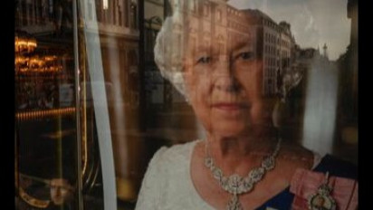 Ratu Elizabeth II Dimakamkan Besok, Bus hingga Kereta Api London Tambah Jam Perjalanan