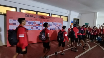 Stadion Gelora Bung Tomo Memerah Dipadati Ribuan Penonton Laga Timnas Indonesia Lawan Timnas Vietnam