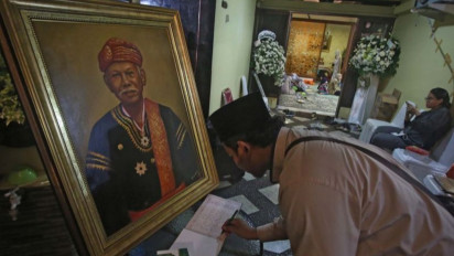 Jenazah Prof Azyumardi Dimakamkan Besok di TMP Kalibata