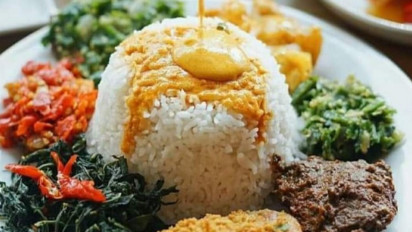 Hati-hati Makan Masakan Padang, Guru Besar Universitas Andalas Ini Sebut Berpurin Tinggi Picu Asam Urat, Ini Daftar Menu dan Kandungannya