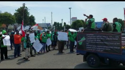 Ratusan Pengemudi Ojek Online Tegal Raya Unjuk Rasa Tuntut Penyesuaian Tarif
