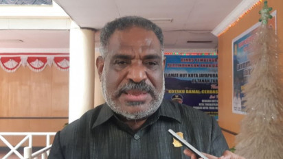 Ketua DPRD Kota Jayapura Minta Demonstran Sampaikan Aspirasi Secara Terhormat