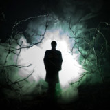 Rumah Disiram dengan Air Garam Bisa Usir Jin hingga Tangkal Sihir? Begini Penjelasan Ulama dalam Islam