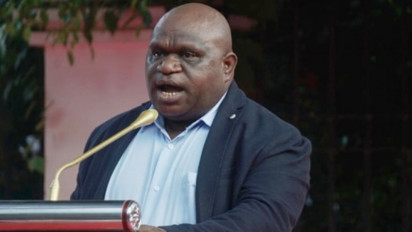 Lukas Enembe Jadi Tersangka Direspon Kemarahan Warga Papua, Pigai: Harus Dibina Bukan Dibinasakan