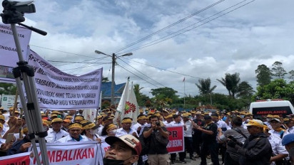Tuntut Usir Penggarap Lahan, Ribuan Karyawan Perkebunan PTPN IV Demo di Kantor Bupati Simalungun