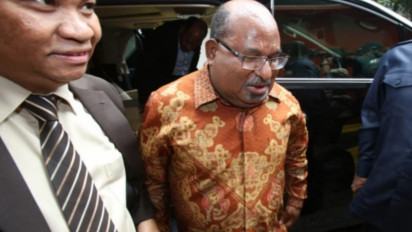 KPK Minta Lukas Enembe Segera Menyerahkan Diri, MAKI Duga Tersangka Sudah di Luar Negeri