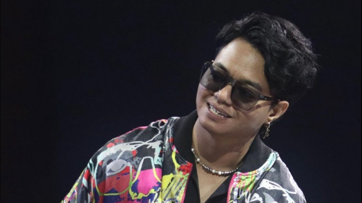 Inilah Profil Reza Arap, Suami Wendy Walters yang Diisukan Selingkuh dengan Penyanyi Rossa
            - galeri foto