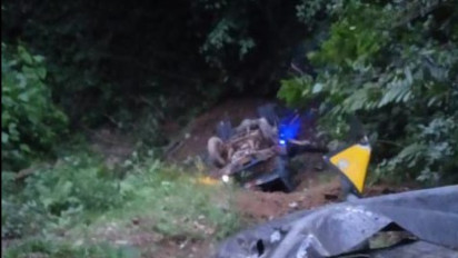 Akibat Rem Blong, Truk Tangki Angkut Solar Jatuh Ke Jurang Ketambe Aceh Tenggara