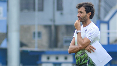 Jaga Kebugaran Anak Asuhnya, Luis Milla Terus Genjot Fisik Para Pemain Persib Bandung