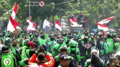 Ribuan Pengemudi Ojek Online di Bandung Demo Tolak Kenaikan Harga BBM