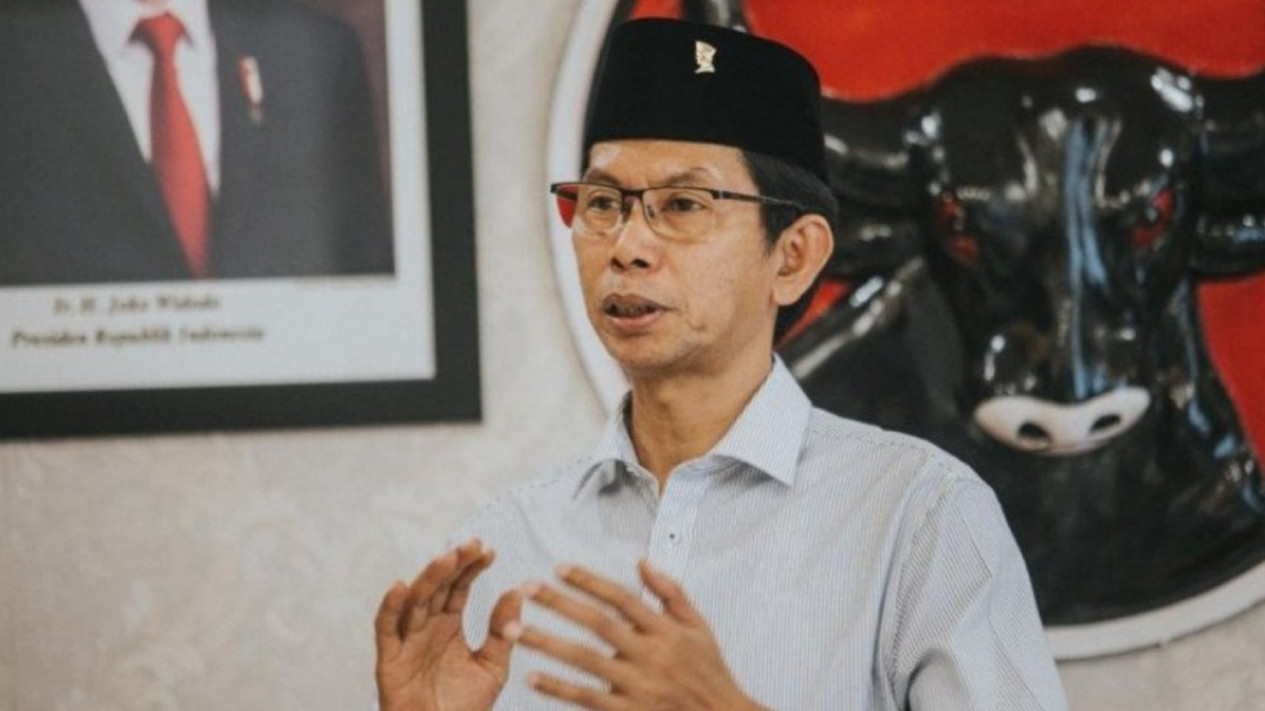 APBD Perubahan Naik Rp200 Miliar, Ketua DPRD Surabaya: Itu Sepenuhnya untuk Kebutuhan Masyarakat
            - galeri foto