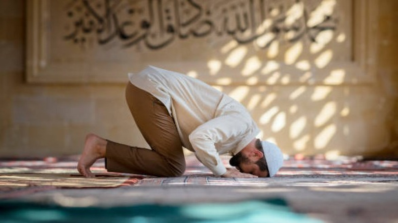 Wajib Diketahui, Inilah Batas Waktu Sholat Dzuhur
            - galeri foto