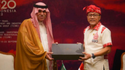 Bertemu Mendag Arab Saudi, Mendag Zulkifli Hasan Dorong Dimulainya Perundingan Ekonomi Komprehensif Indonesia–Arab Saudi