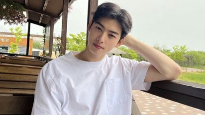 Informasi Pribadinya Tersebar, Sedang Siaran Langsung Cha Eunwoo ASTRO Diganggu Sasaeng