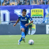 Ternyata Ini Alasan Persib Bandung Pinjamkan Febri Hariyadi ke Persis Solo