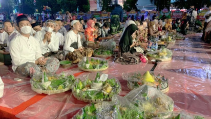 Meriahnya Pesta Kenduri Massal dan Doa Keselamatan Bangsa Indonesia di Kudus