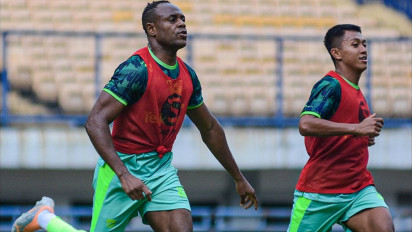 Terus Tingkatkan Performa Anak Asuhnya, Luis Milla Uji Daya Tahan Fisik Para Pemain Persib Bandung