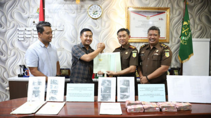 Kejari Surabaya Berhasil Kembalikan Uang Negara Hasil Kredit Fiktif dari 5 Pejabat BRI di Surabaya Senilai 12,5 Miliar
