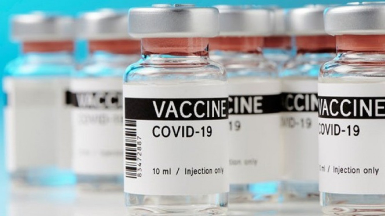 Dinas Kesehatan Palembang Terus Masif Lakukan Vaksinasi Tahap Ketiga
            - galeri foto