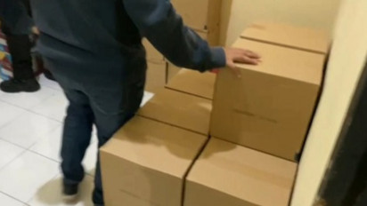 Rumah Kontrakan di Tasikmalaya jadi Gudang Miras, Ratusan Botol Miras Disita Polisi