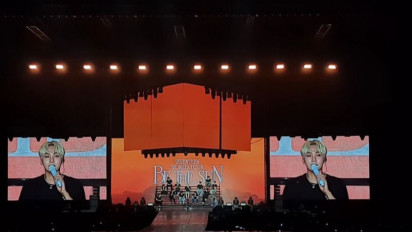 Momen Haru Boo Seung-kwan SEVENTEEN Ungkap Rasa Penyesalan di Tengah Konser: Aku Minta Maaf Sama Ibu, Aku Cinta Ibu