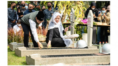 Ziarah Makam Taufiq Kiemas Bersama Cak Imin, Puan: PDIP dan PKB Sama-sama Partai Wong Cilik