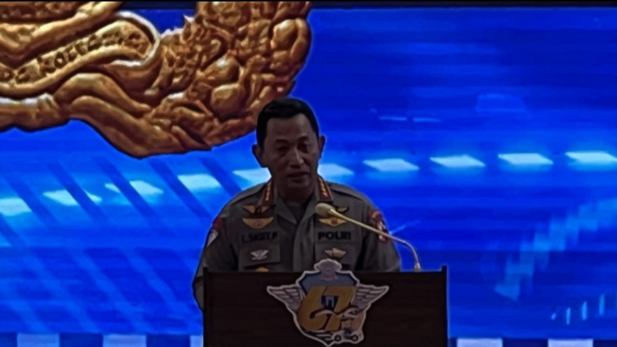 Kapolri Mutasi 30 Perwira, Salah Satunya Kapolres Metro Jakarta Selatan
            - galeri foto