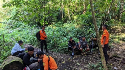 Tim SAR Gabungan Berhasil Temukan 8 Pendaki Gunung Soputan yang Tersesat
