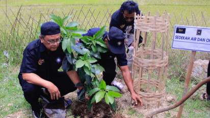 Ribuan Pendekar Gelar Bakti Sosial, Ringankan Beban Masyarakat dan Tanam Pohon di Wilayah Rawan Bencana
