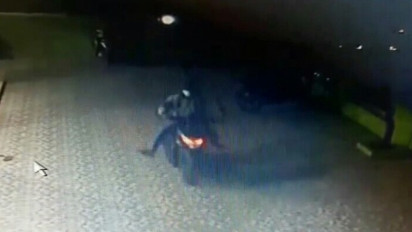 Modal Gunting Besi Bawa Kabur Motor di Halaman Masjid