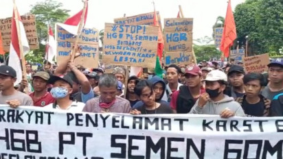 Tuntut HGB PT Semen Gombong Dicabut, Ratusan Massa Grudug DPRD Kebumen