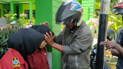 Ratusan Siswa SMKN 1 Magetan Kesurupan Masal saat Menggelar Istigosah di Sekolah