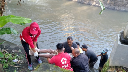 Mayat Pria Ditemukan Mengapung di Dam Dam Gunung Banjar Sengguan Bali