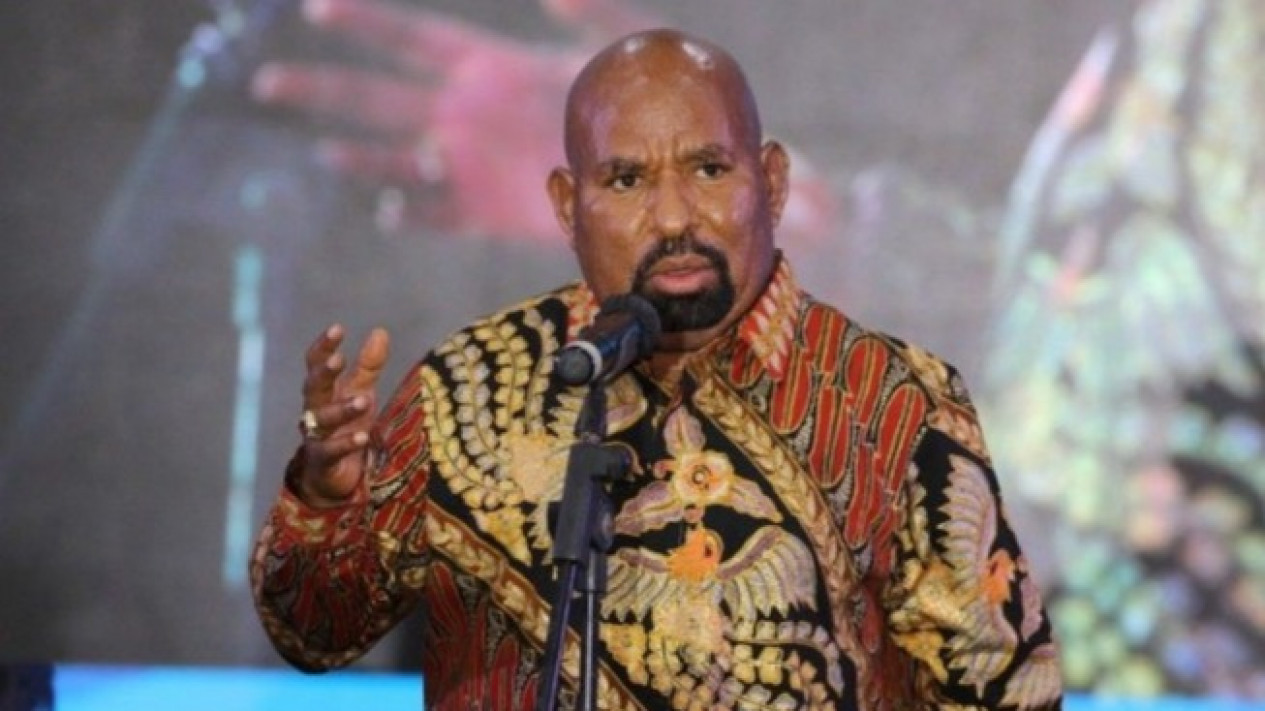 Tokoh-tokoh Papua Desak Lukas Enembe Hormati Proses Hukum di KPK: Hukum Menjadi Jalan Pembuktian
            - galeri foto