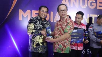 Pemprov Jatim Raih Penghargaan Media Center Terbaik, Ungguli 143 Media Center Daerah Lain